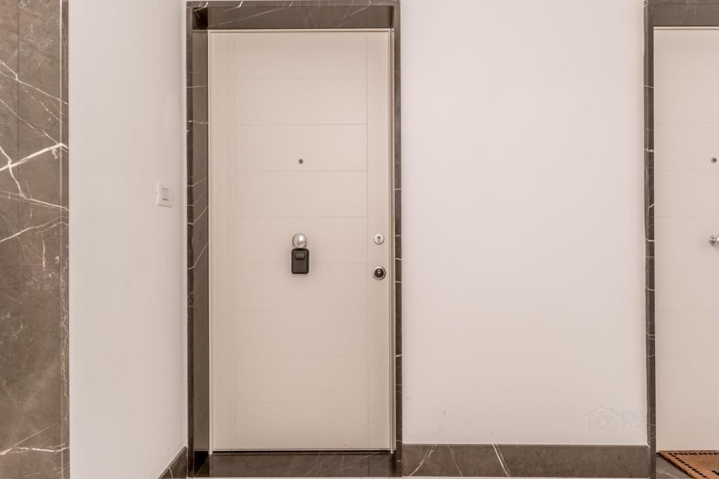 Monteverde Sunny Apartment Рим Екстер'єр фото